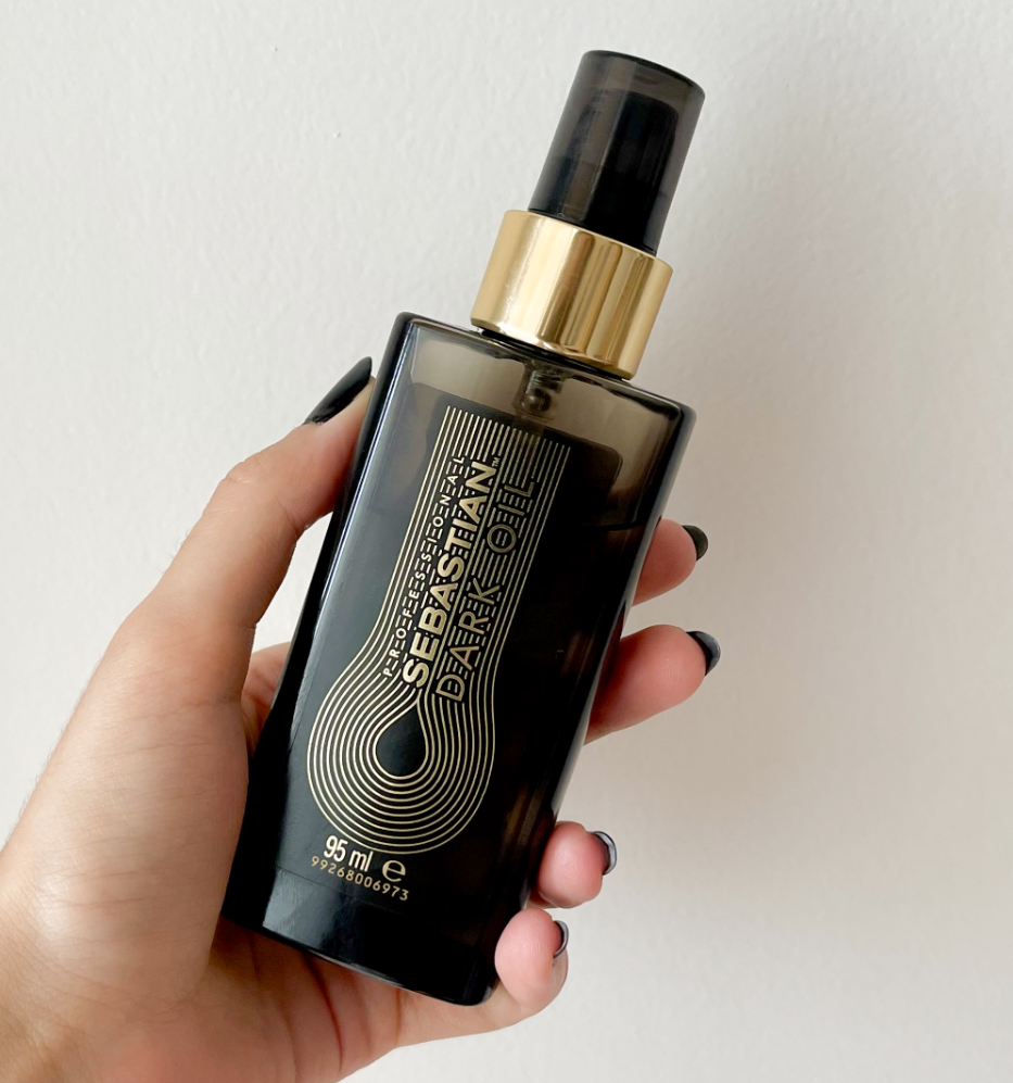 Óleo de styling que une tratamento com finalização